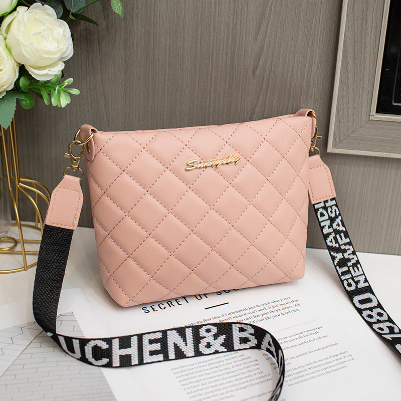 Bella Embroidery Purse