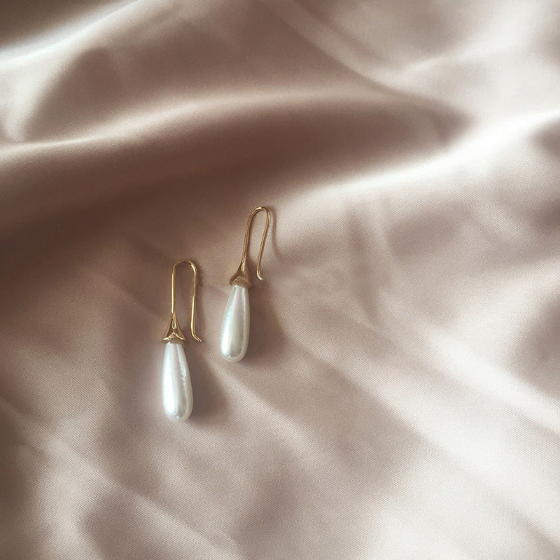 Waterdrop & pearl earrings